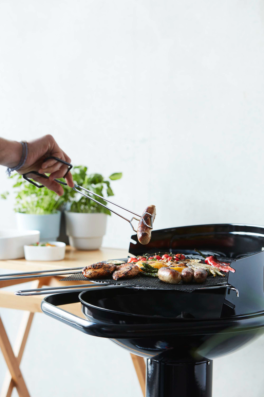 barbecook-buddy-wurstzange-grillzange-kurz image 5
