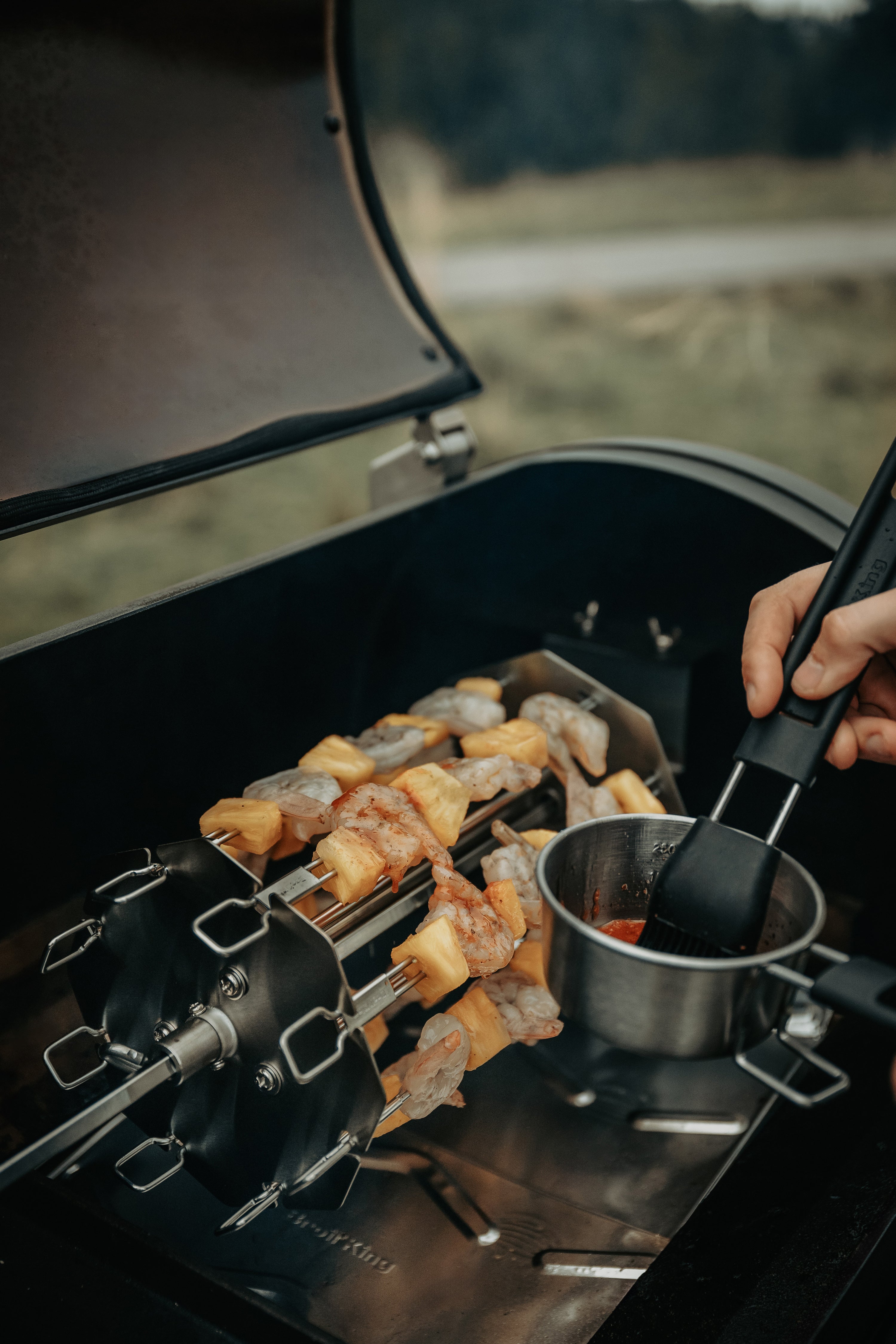 broil-king-grill-kebab-rack-rotisserie-8-spie-e-edelstahl image 4