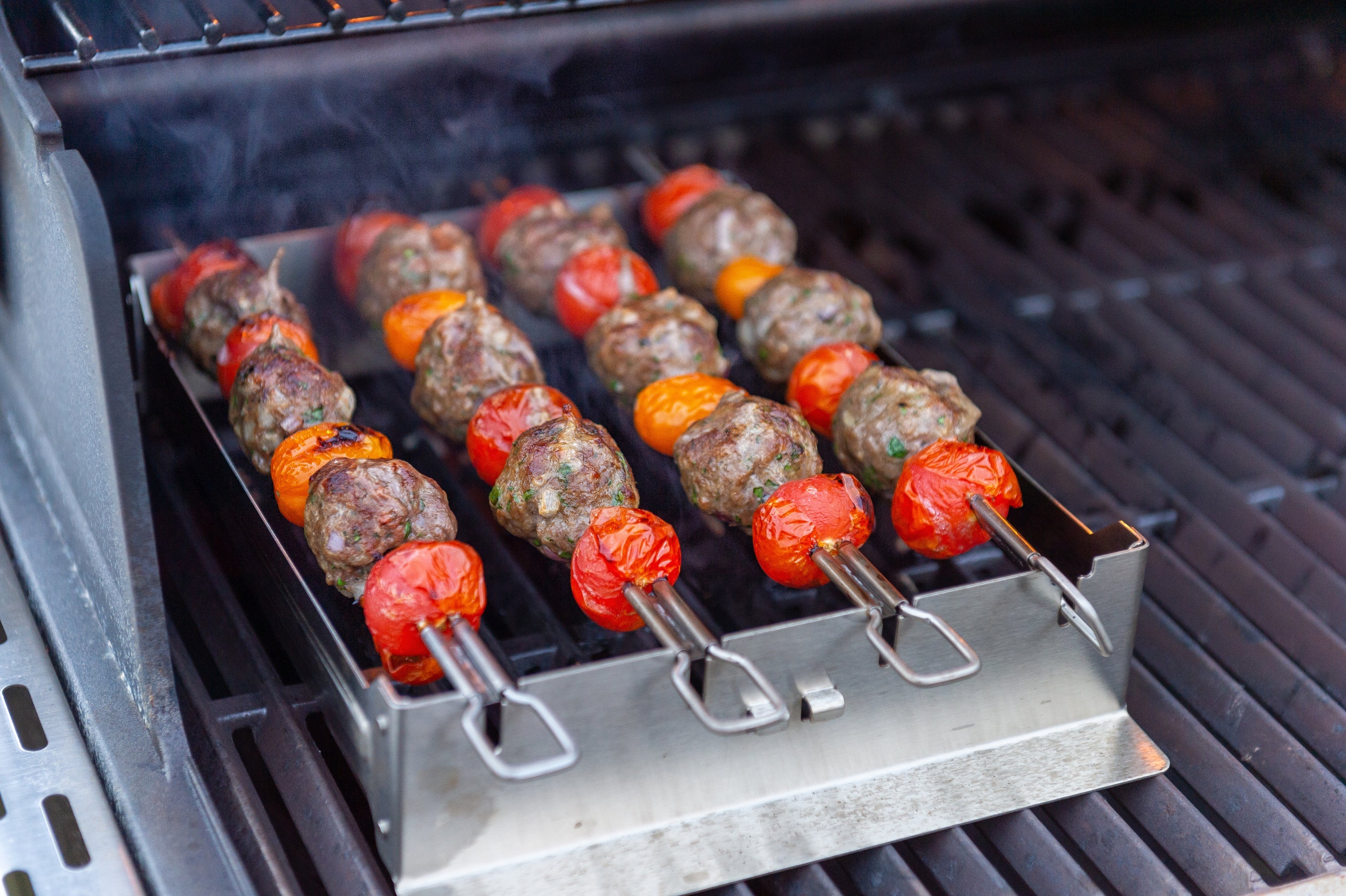 broil-king-kebab-rack-schaschlik-halter-edelstahl-mit-4-spie-en image 3