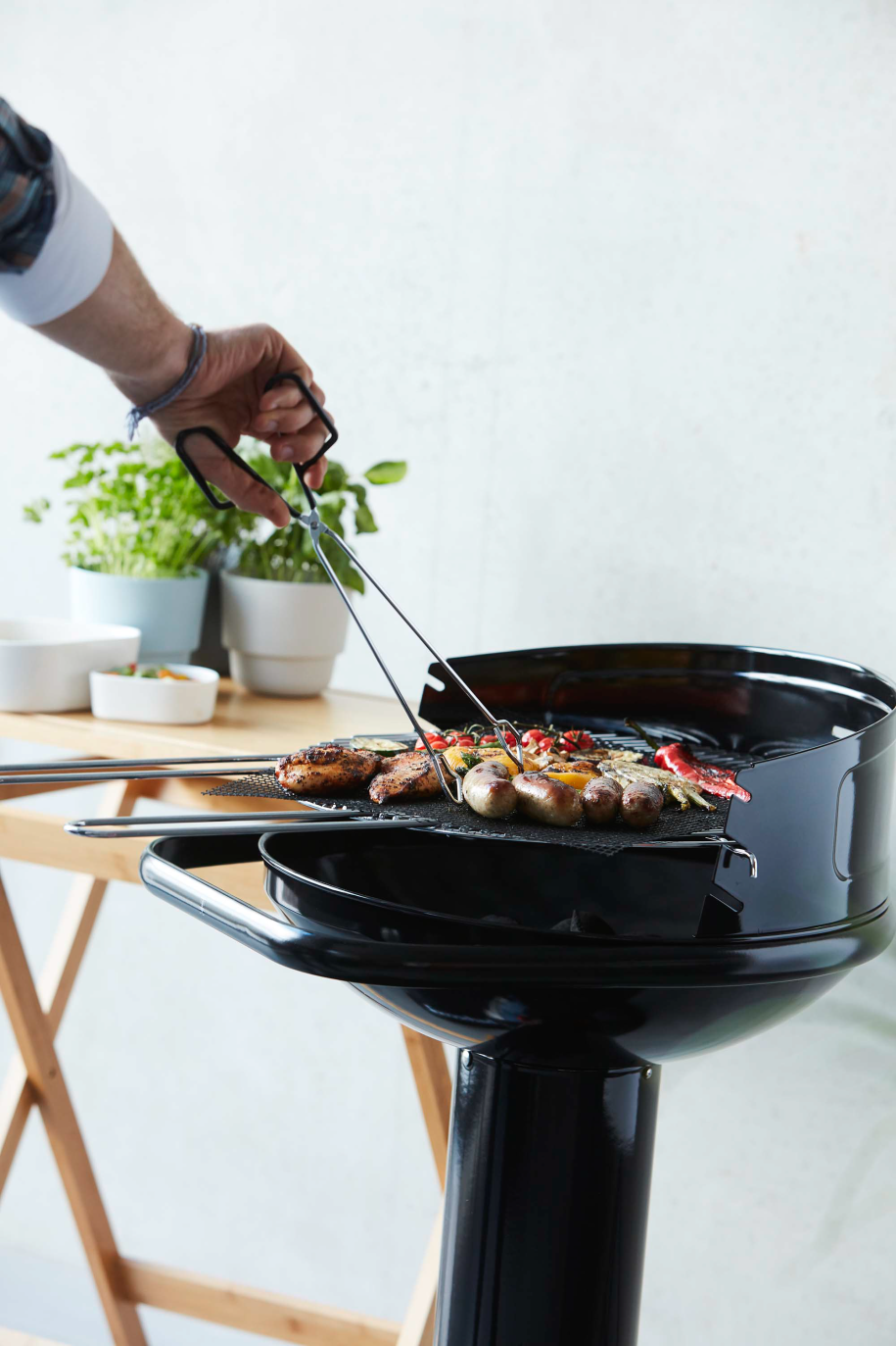 barbecook-buddy-wurstzange-grillzange-kurz image 6