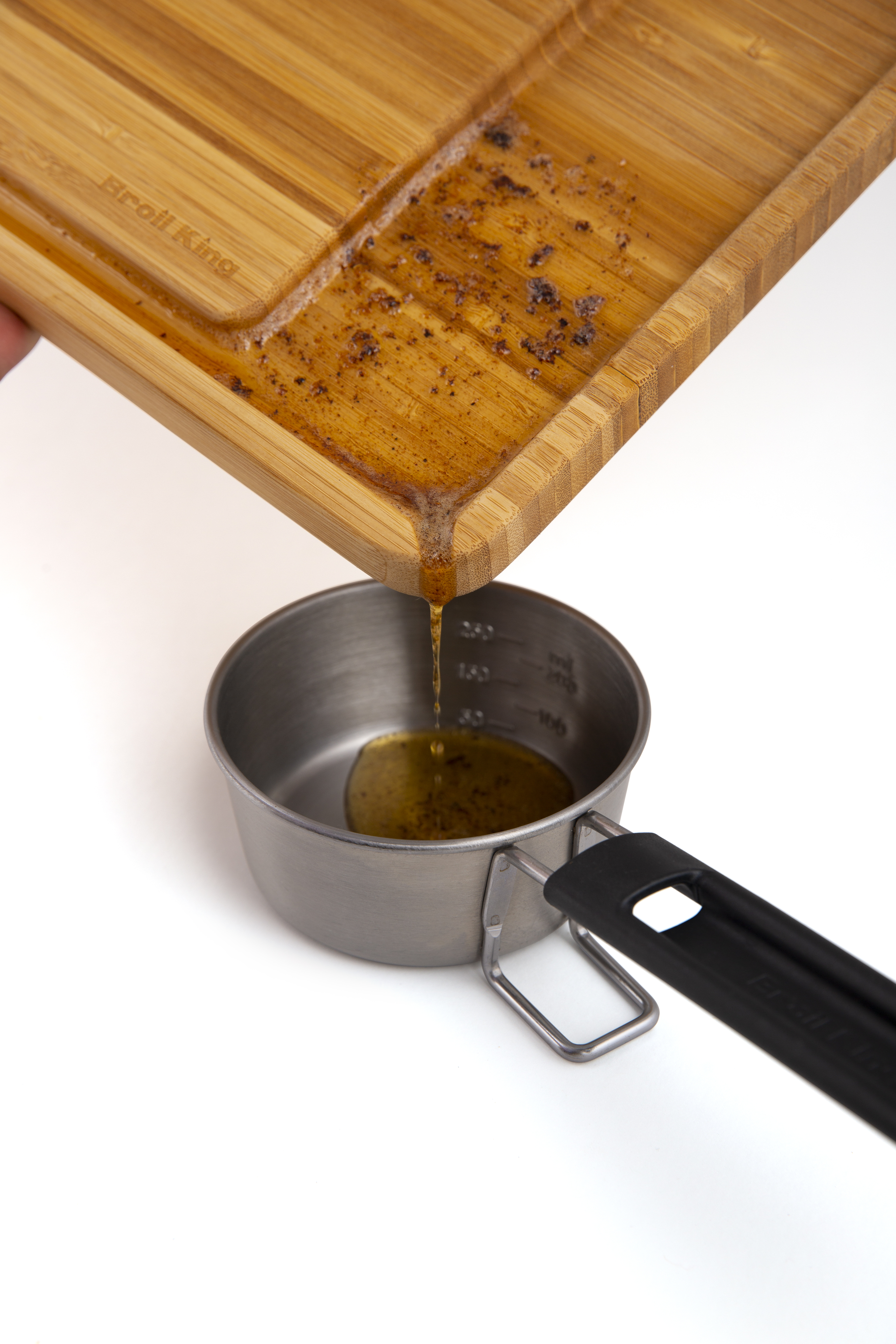 broil-king-imperial-schneidebrett-bambus-servierbrett image 4