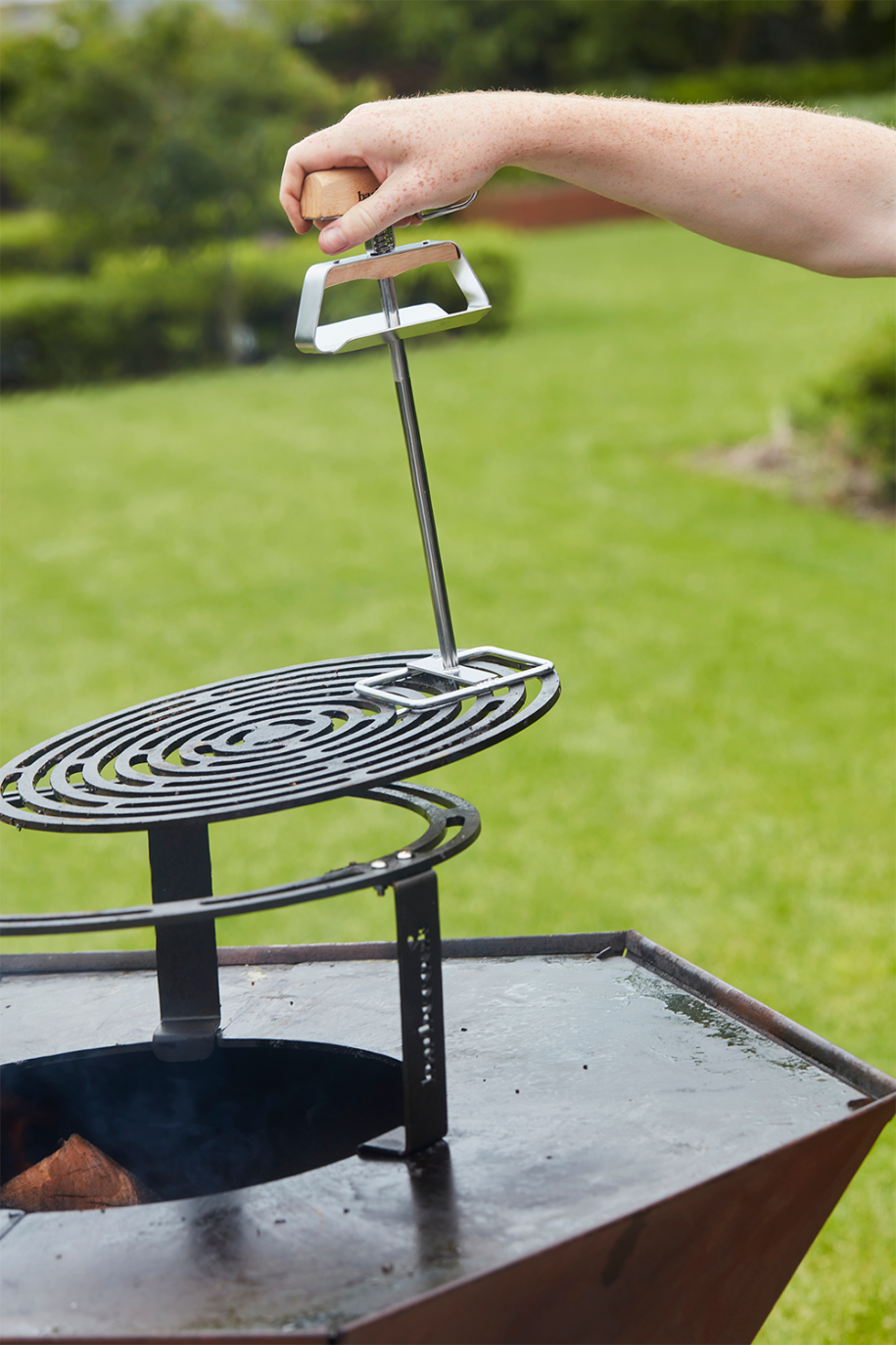 barbecook-buddy-grillrostheber-fsc-holzgriff image 6