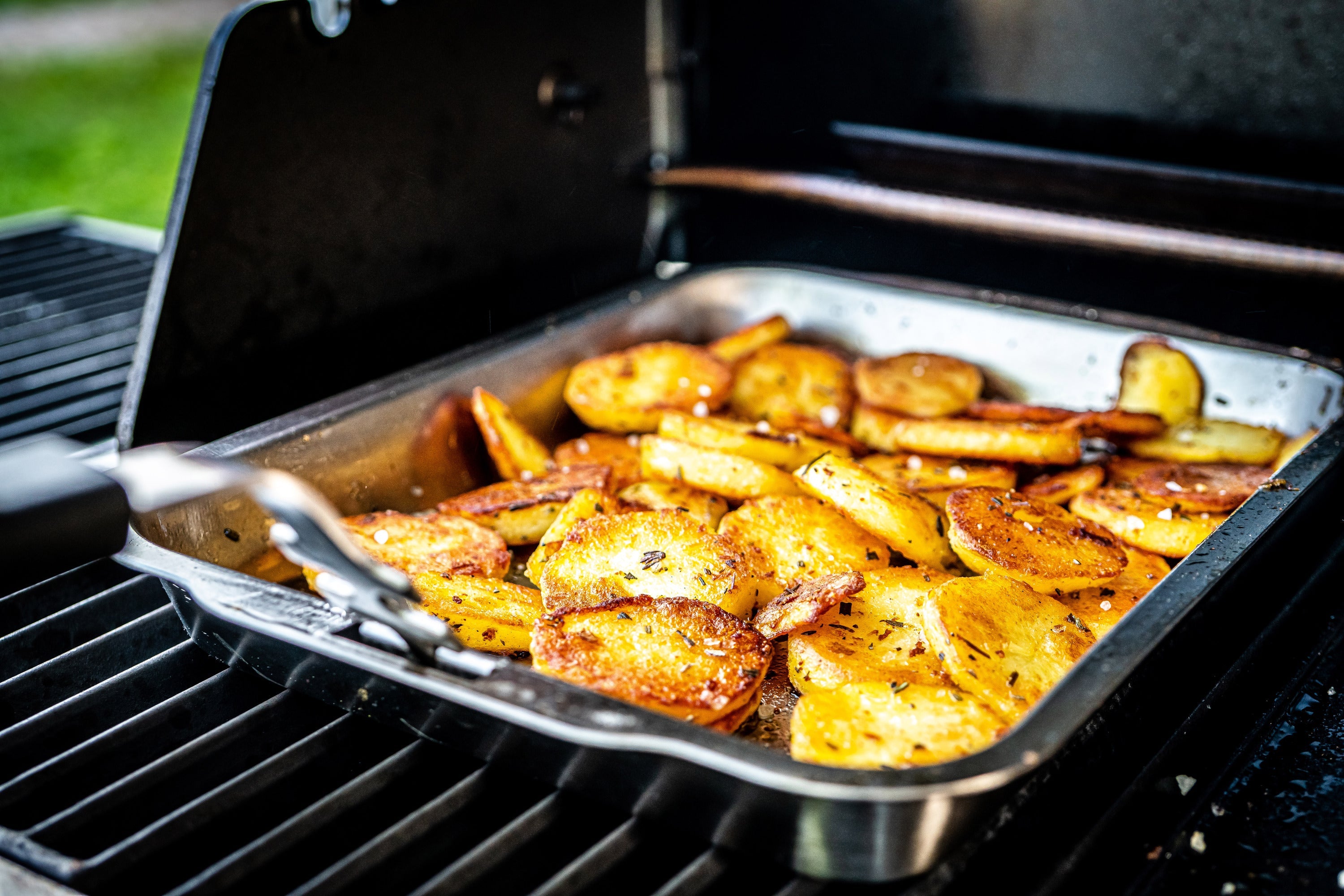 broil-king-grill-accessories-stainless-roasting-and-drip-pan image 4